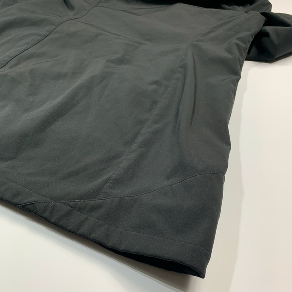 Calvin Klein Water Resistant Breathable Shell - Picture 7 of 12